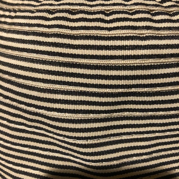 Striped beach hat - Picture 4 of 5